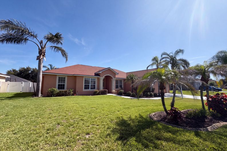 Photo 14 of 22 of 313 Terranova Blvd, Winter Haven, FL