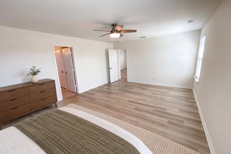 Photo 4 of 26 of 424 Sambar Bay Dr, Boerne, TX