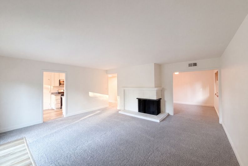 Photo 13 of 45 of 5351 Bonniemae Way, Sacramento, CA