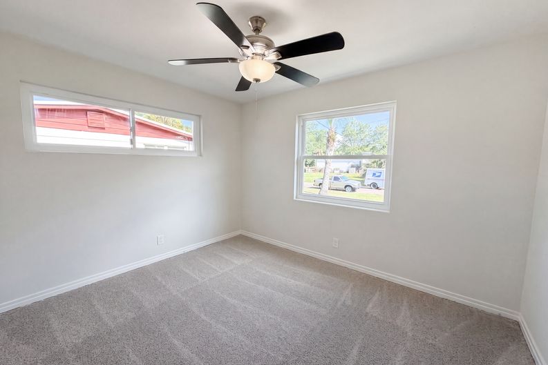 Photo 10 of 20 of 6543 Aires Rd, Jacksonville, FL