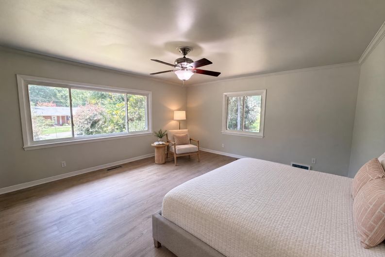Photo 8 of 16 of 2219 Arrington St, Durham, NC