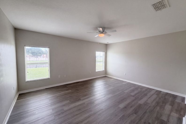 Photo 12 of 40 of 3508 Yacht Club Ct, Kissimmee, FL