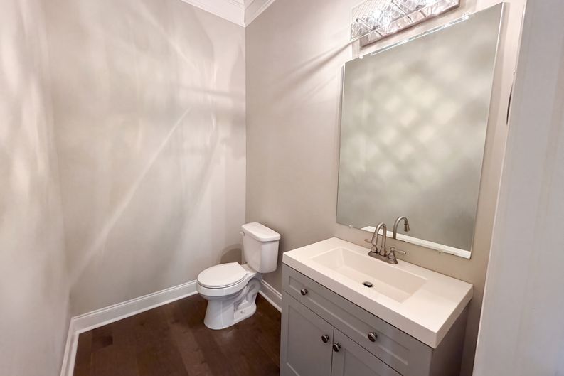 Photo 15 of 21 of 5317 Winmire Ln, Stone Mountain, GA