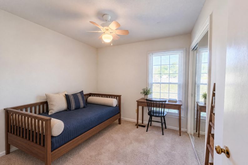 Photo 10 of 16 of 3311 Woodmere Ct, Hope Mills, NC