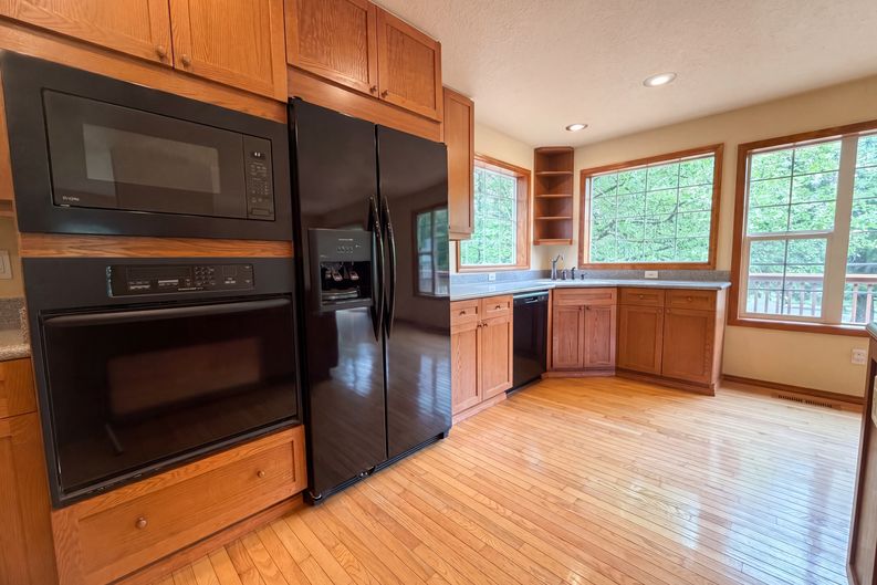 Photo 12 of 26 of 14292 SE Meadows Ln, Clackamas, OR