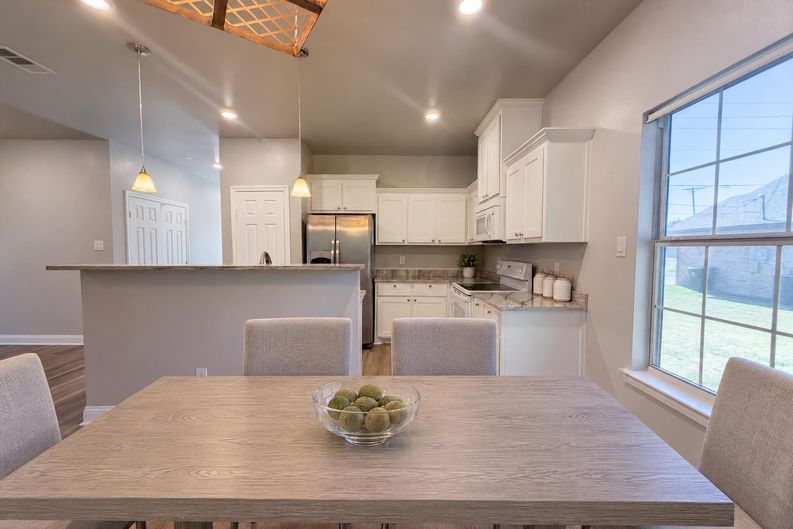 Photo 14 of 17 of 6006 Colorado St, Greenville, TX