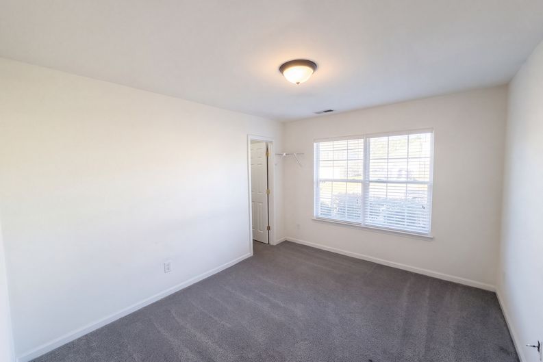 Photo 11 of 18 of 223 Gumtree Dr, Kannapolis, NC