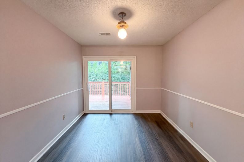 Photo 8 of 26 of 282 Toweridge Dr SW, Marietta, GA