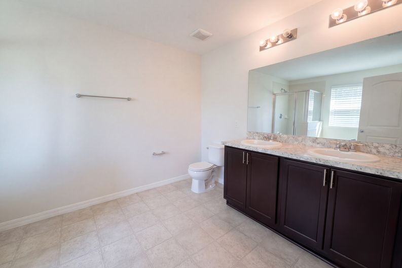 Photo 21 of 30 of 7607 Tangle Rush Dr, Gibsonton, FL