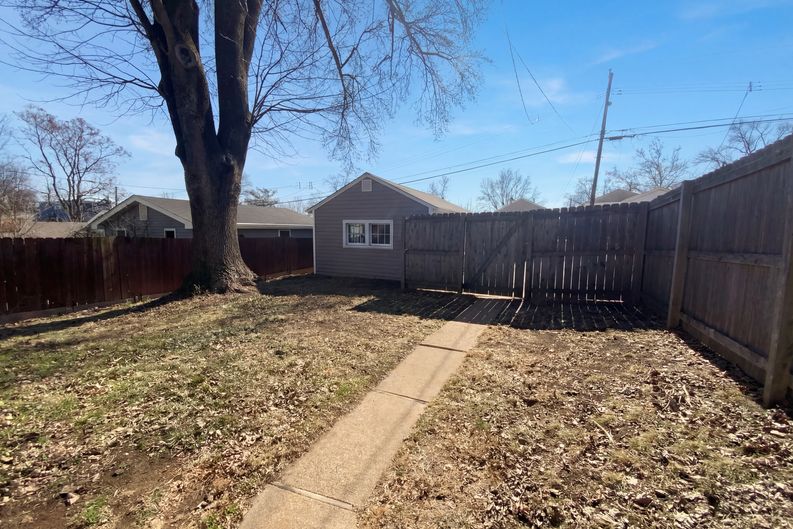 Photo 13 of 17 of 6736 Wise Ave, Saint Louis, MO