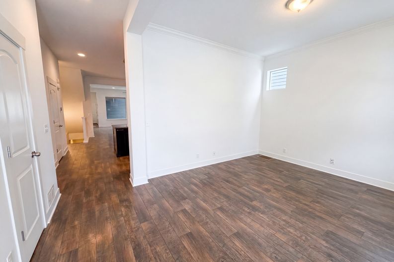 Photo 10 of 33 of 11466 E 27th Ave, Denver, CO