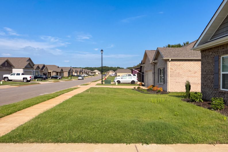 Photo 34 of 58 of 12898 Golden Hay Cir NW, Madison, AL
