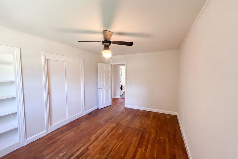 Photo 9 of 18 of 16 Gardenia Dr, Greenville, SC