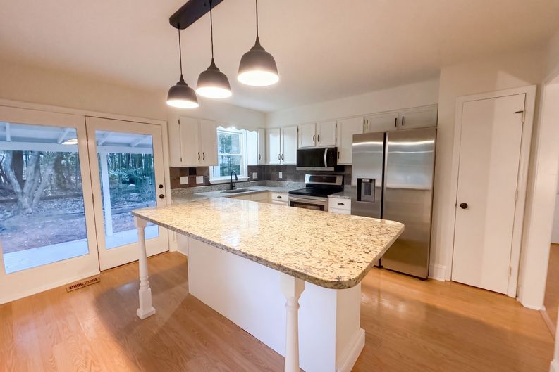 Photo 20 of 27 of 4043 Windward Dr, Tega Cay, SC