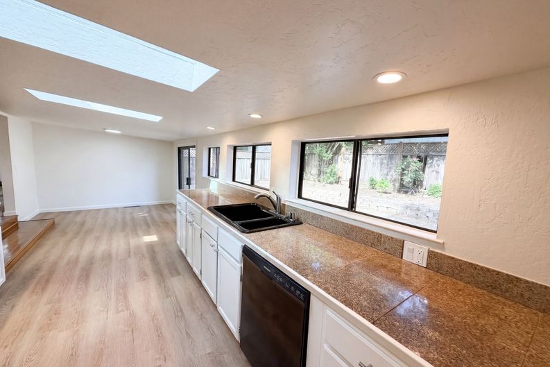 Photo 16 of 30 of 155 Estates Dr, Ben Lomond, CA