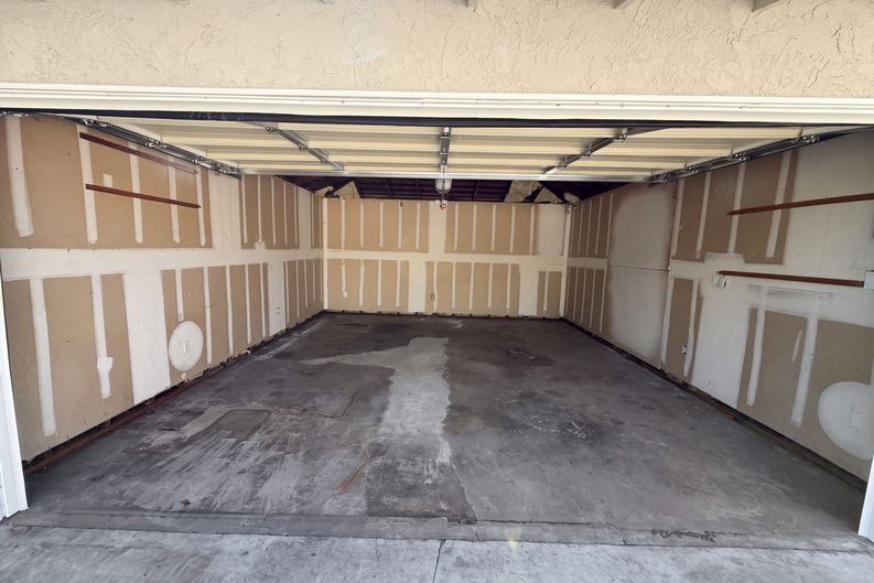 Photo 36 of 44 of 1844 Fleming St, Pomona, CA