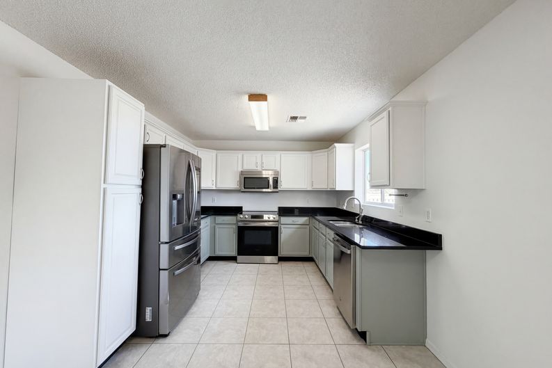 Photo 8 of 20 of 23115 E Oxbow Dr, Florence, AZ