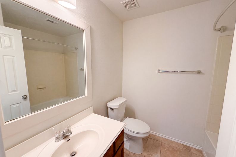 Photo 21 of 56 of 3000 Grand Mission Way, Pflugerville, TX