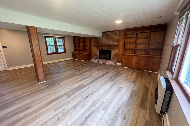 Photo 7 of 29 of 1600 Donora Ct, Henrico, VA