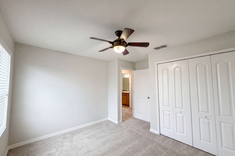 Photo 4 of 26 of 1308 Seburn Rd, Apopka, FL