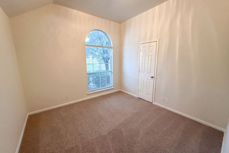 Photo 19 of 29 of 19217 Mangan Way, Pflugerville, TX