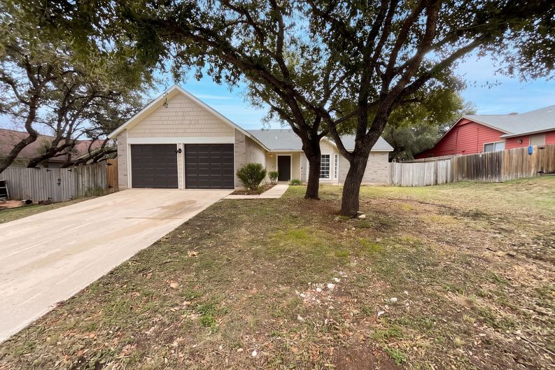 Photo 1 of 20 of 9210 Greens Pt, San Antonio, TX