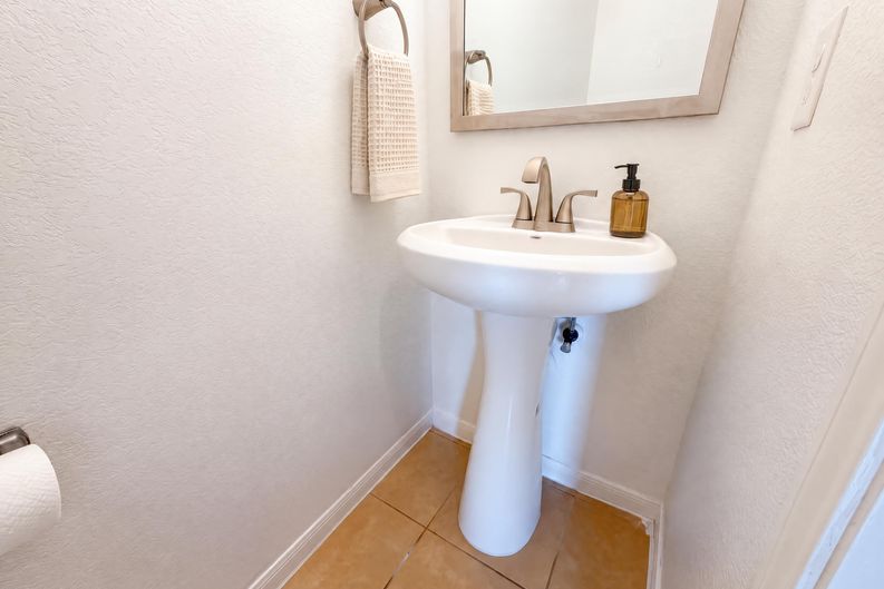 Photo 11 of 31 of 23011 Postwood Springs Ln, Katy, TX