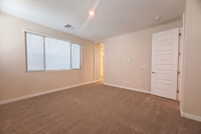 Photo 4 of 20 of 23061 E Stacey Rd, Queen Creek, AZ