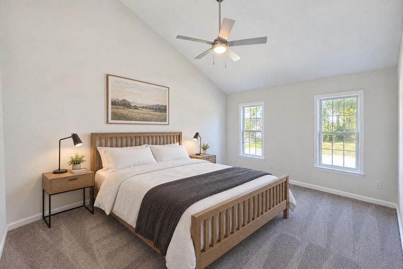 Photo 4 of 25 of 6113 Remington Lake Dr, Raleigh, NC