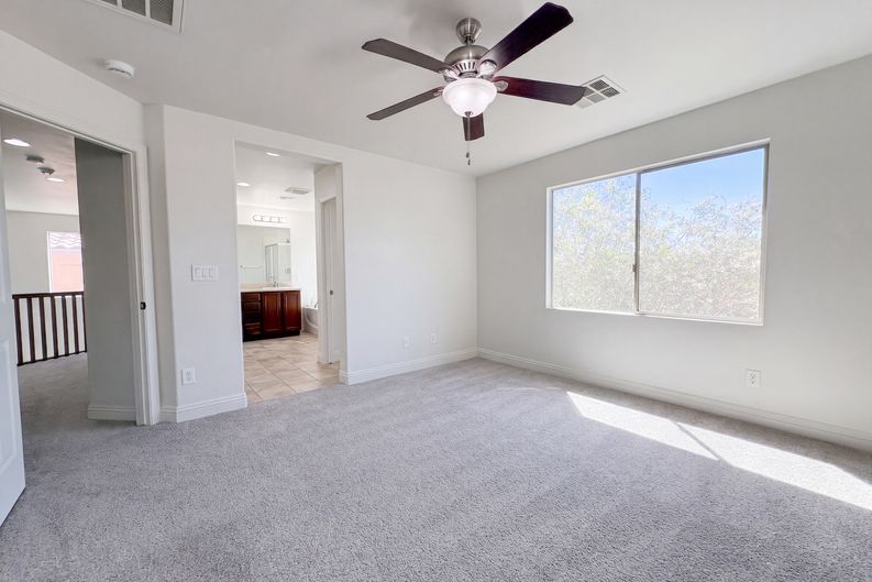 Photo 4 of 32 of 7319 Pepperbox Ave, Las Vegas, NV