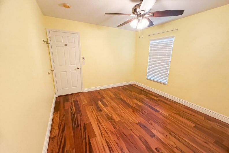 Photo 12 of 33 of 2902 Serenity Cir S, Fort Pierce, FL