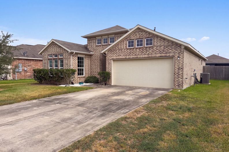 Photo 23 of 25 of 7820 Amber Ct, Texas City, TX