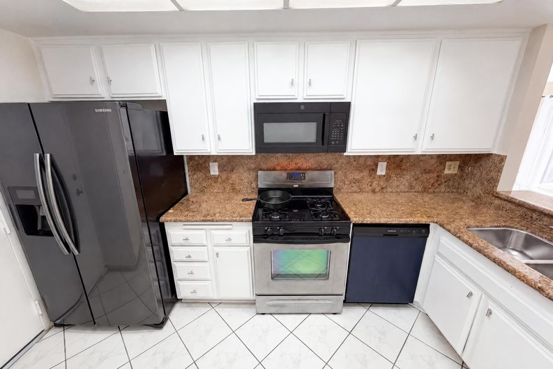 Photo 8 of 19 of 22432 S Vermont Ave, Torrance, CA