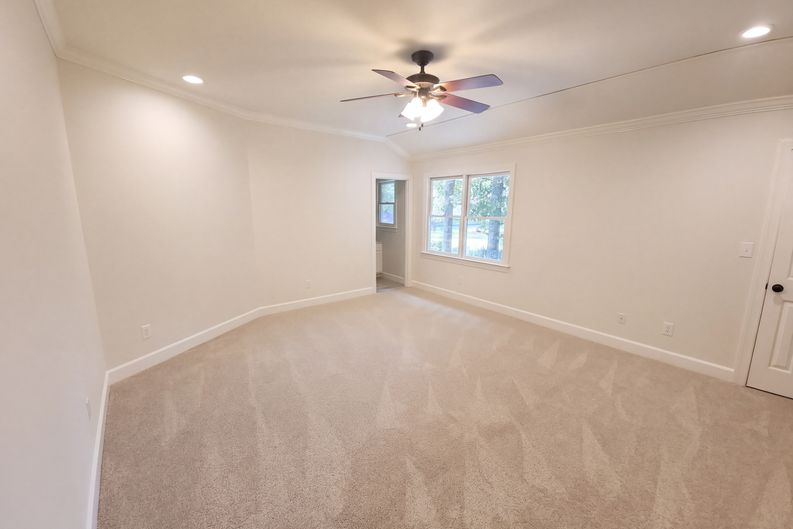 Photo 25 of 45 of 5064 Greystone Way, Hoover, AL