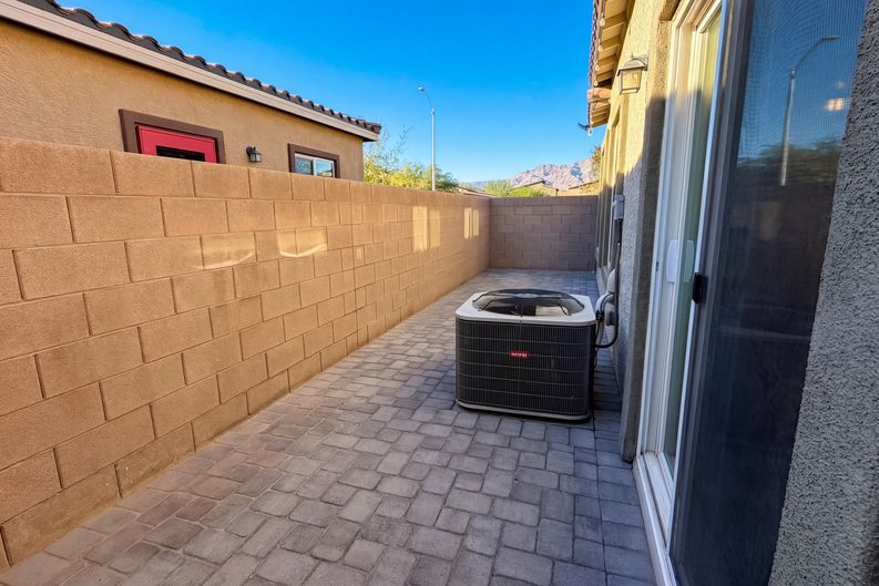 Photo 5 of 73 of 7557 Brody Meadows St, North Las Vegas, NV