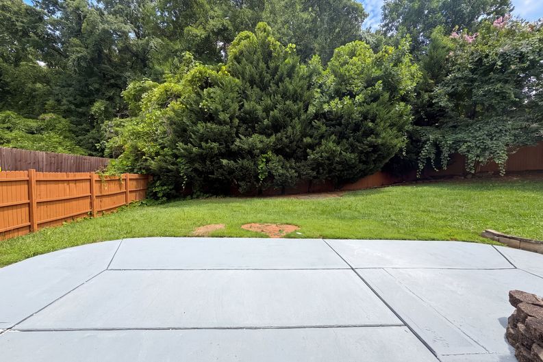 Photo 21 of 23 of 4024 Fifendrum Ln, Charlotte, NC