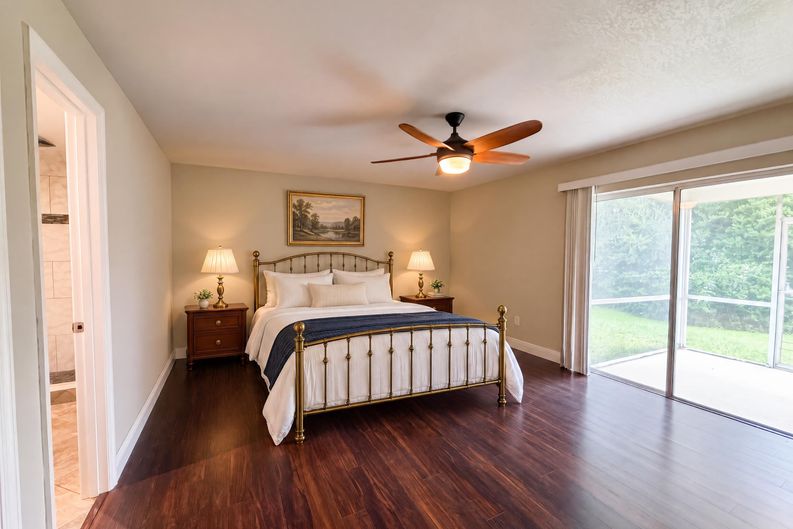 Photo 10 of 26 of 881 Vicksburg St, Deltona, FL
