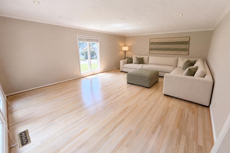 Photo 11 of 44 of 5344 Forest Springs Dr, Atlanta, GA