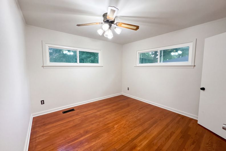 Photo 10 of 12 of 718 S Lovell Ave, Chattanooga, TN