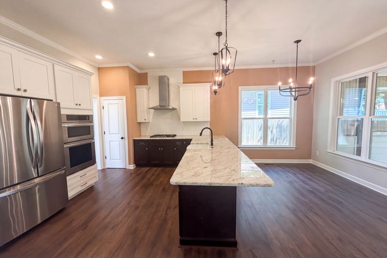Photo 3 of 18 of 1010 Holloway St, Durham, NC