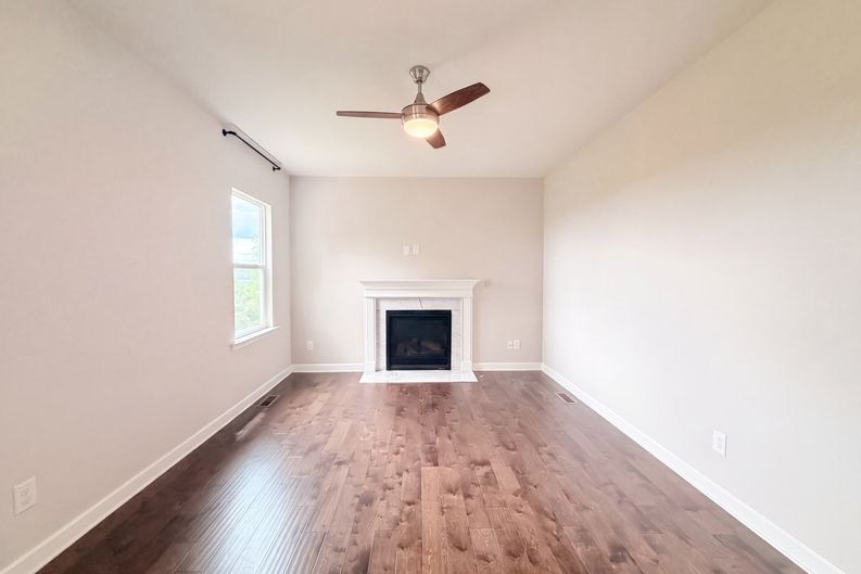 Photo 4 of 22 of 8052 Brockman Ln, Nashville, TN