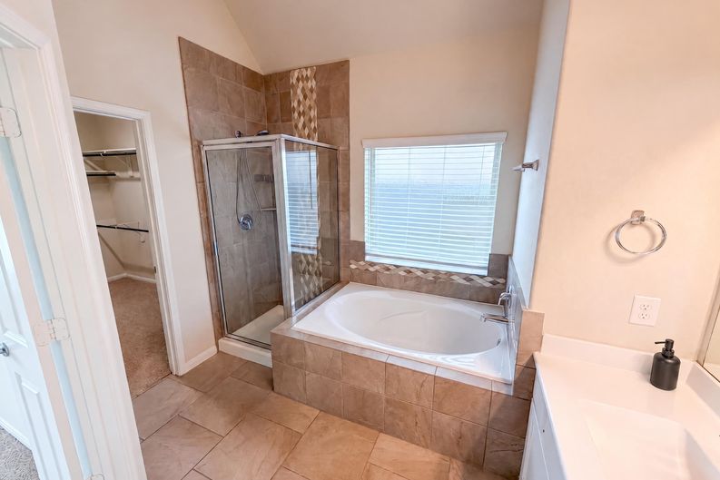 Photo 12 of 29 of 12338 Bedford Bend Dr, Humble, TX