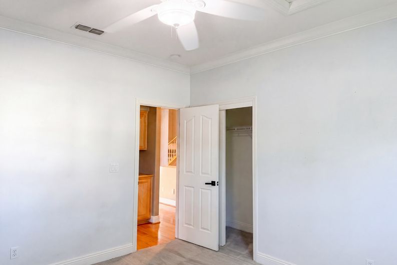 Photo 14 of 51 of 1401 Grey Owl Cir, Roseville, CA
