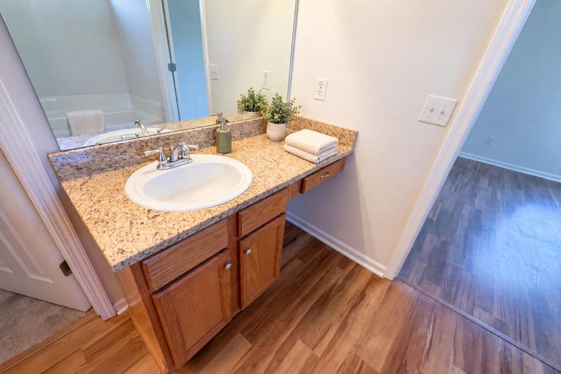 Photo 43 of 61 of 152 Woodcote Dr, Gaston, SC