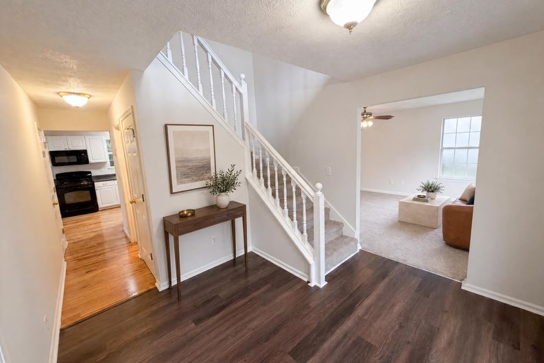 Photo 6 of 50 of 1800 Ivy Stone Ct, Buford, GA