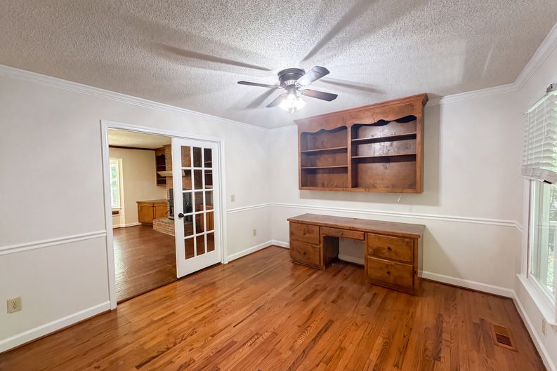 Photo 18 of 48 of 335 Dill Cir, Landrum, SC
