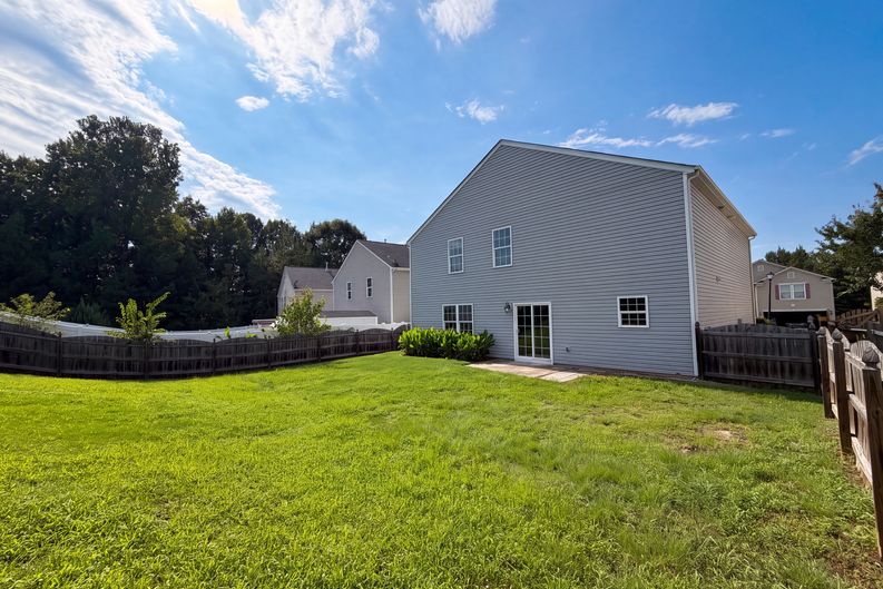 Photo 5 of 23 of 802 Bartram Ave, Concord, NC