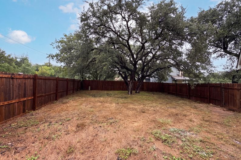 Photo 22 of 24 of 1517 River Oak Dr, Leander, TX