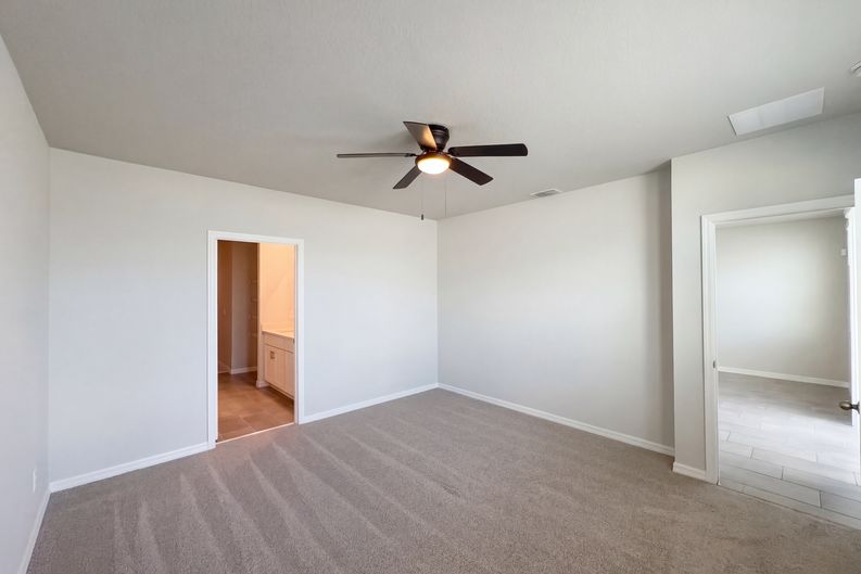 Photo 4 of 25 of 3092 Bella Vista Dr, Davenport, FL