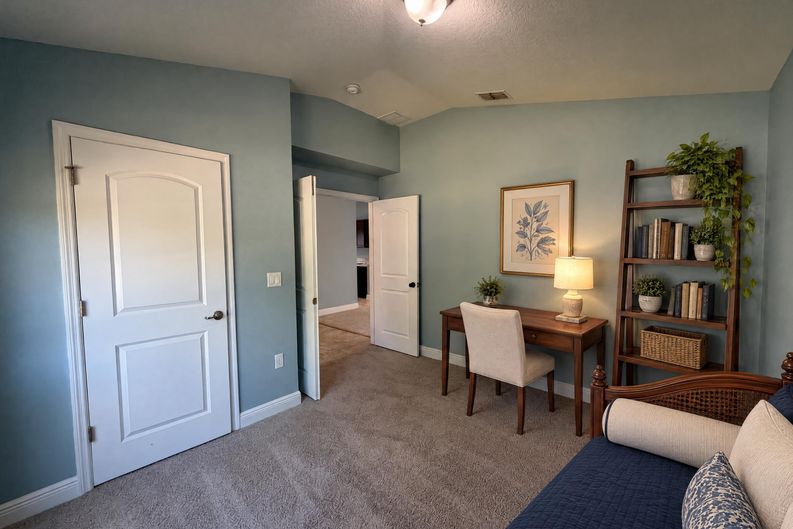 Photo 18 of 26 of 1229 Longville Cir, Tavares, FL